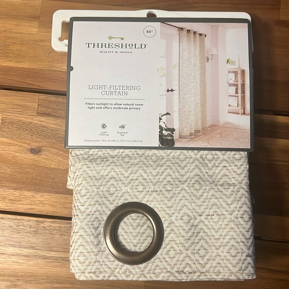 NWT threshold light filtering curtain